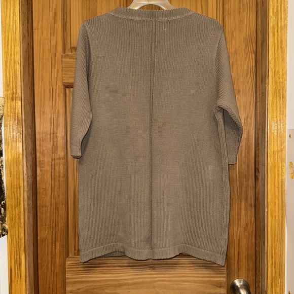 Bkg & Company Cardigan Sweater 2 button 3/4 sleeves USA made LARGE - Picture 3 of 3